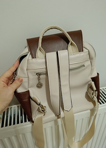 Guess Beyaz Deri Kadın Sırt Çantası - Görsel 2