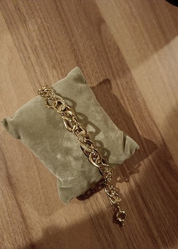 Zincir Detaylı Parlak Altın Bilezik - Görsel 2