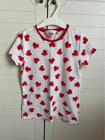 6 Yaş Beden Penti çilekli pijama takımı