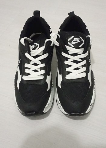 Siyah Nike Baskılı Bağcıklı Spor Ayakkabı - Görsel 3