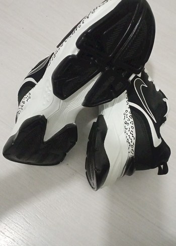 Siyah Nike Baskılı Bağcıklı Spor Ayakkabı - Görsel 6