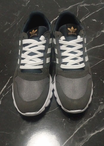 Gri Adidas Elastik Bağcıklı Erkek Spor Ayakkabı - Görsel 3