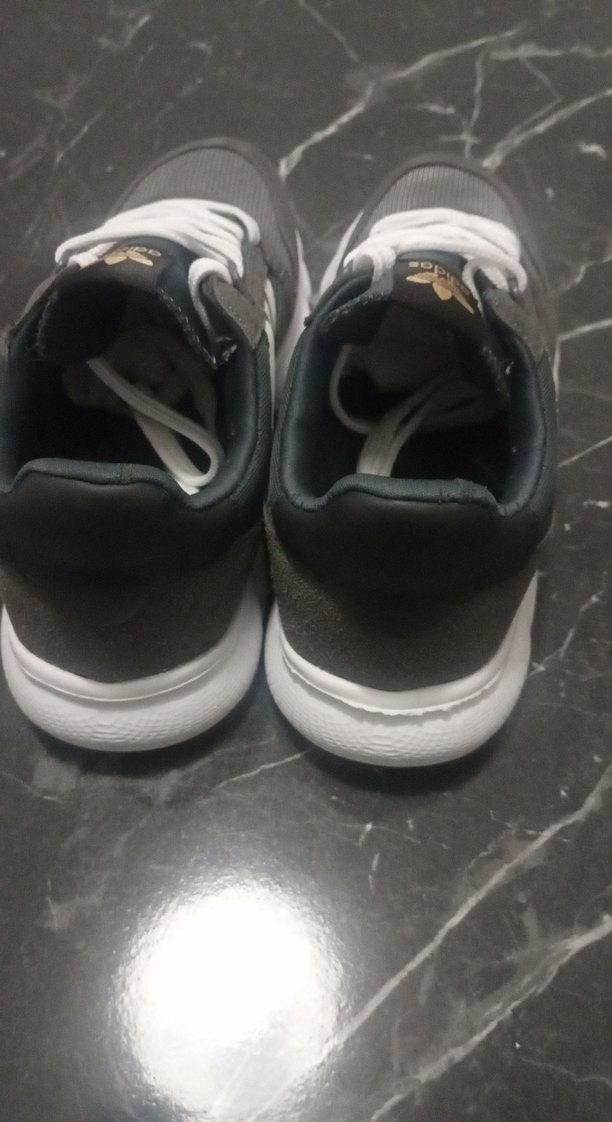 Gri Adidas Elastik Bağcıklı Erkek Spor Ayakkabı - Görsel 4