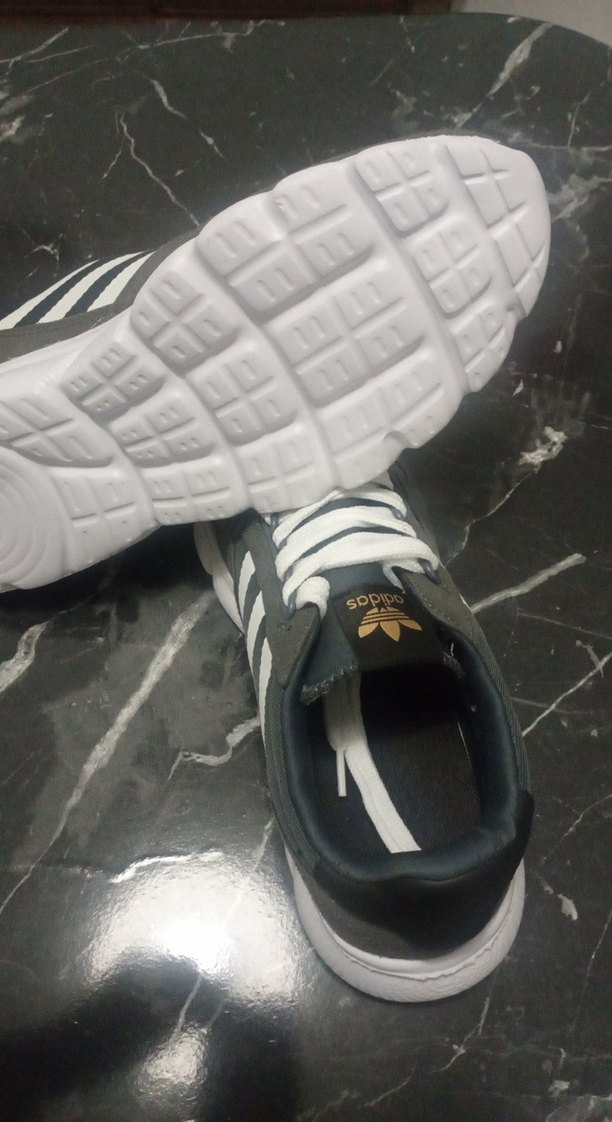 Gri Adidas Elastik Bağcıklı Erkek Spor Ayakkabı - Görsel 5