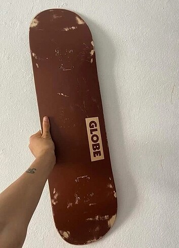 Globe deck