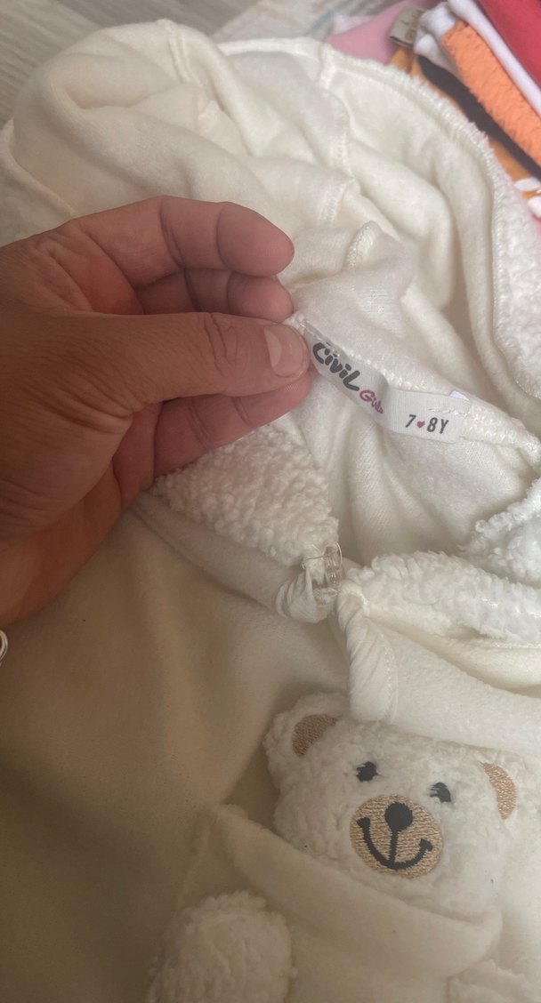 Kız Çocuk Kapüşonlu Beyaz Ponço - Görsel 5