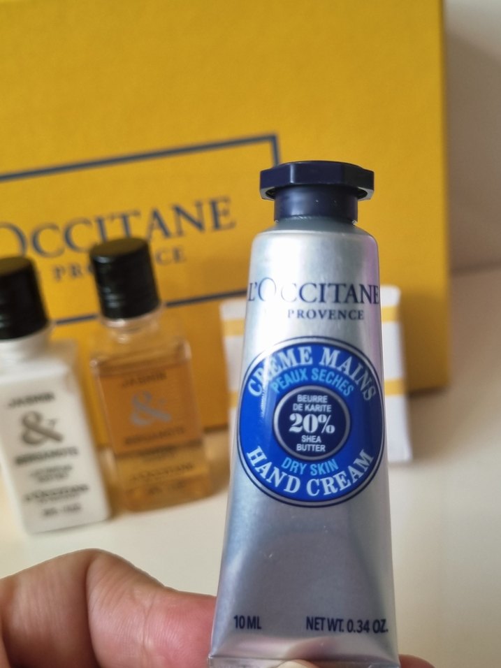 L'Occitane Jasmin & Bergamot  Bakım Seti - Görsel 3