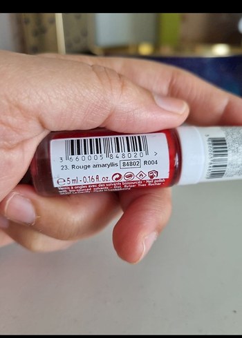 Yves Rocher Parlak Kırmızı Oje - Görsel 4