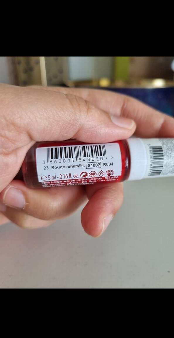 Yves Rocher Kırmızı Parlak Oje - Görsel 4