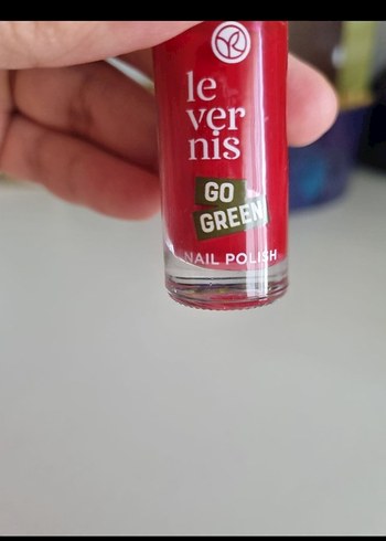 Yves Rocher Parlak Kırmızı Oje - Görsel 7