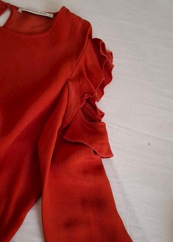 Kısa Kollu, Fırfırlı Kırmızı Bluz - Görsel 7