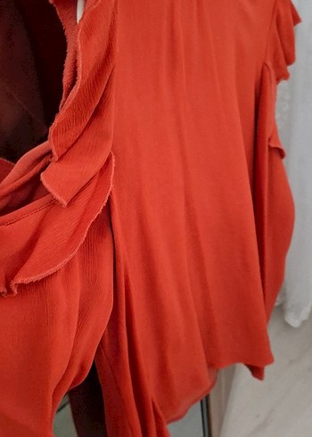 Kısa Kollu, Fırfırlı Kırmızı Bluz - Görsel 5