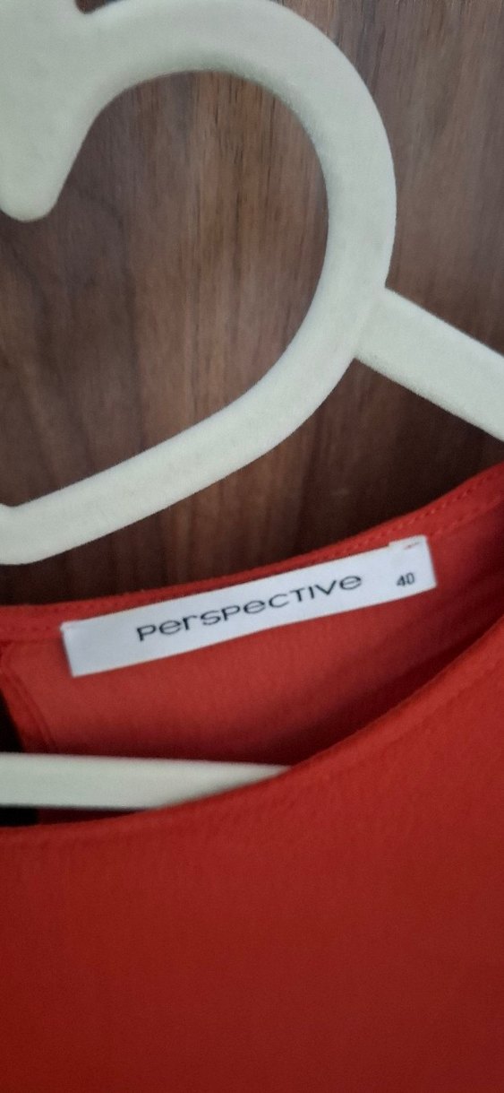 Kısa Kollu, Fırfırlı Kırmızı Bluz - Görsel 3