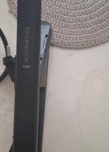 Remington Siyah Saç Düzleştirici - Görsel 3