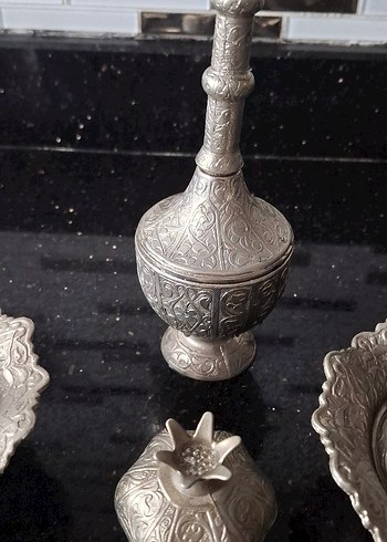 Etnik Desenli Gri Beyaz Sofra Takımı - Görsel 2