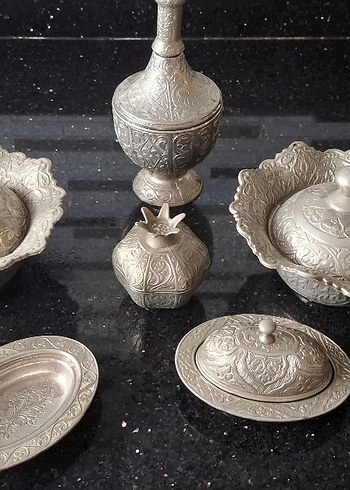 Etnik Desenli Gri Beyaz Sofra Takımı - Görsel 6