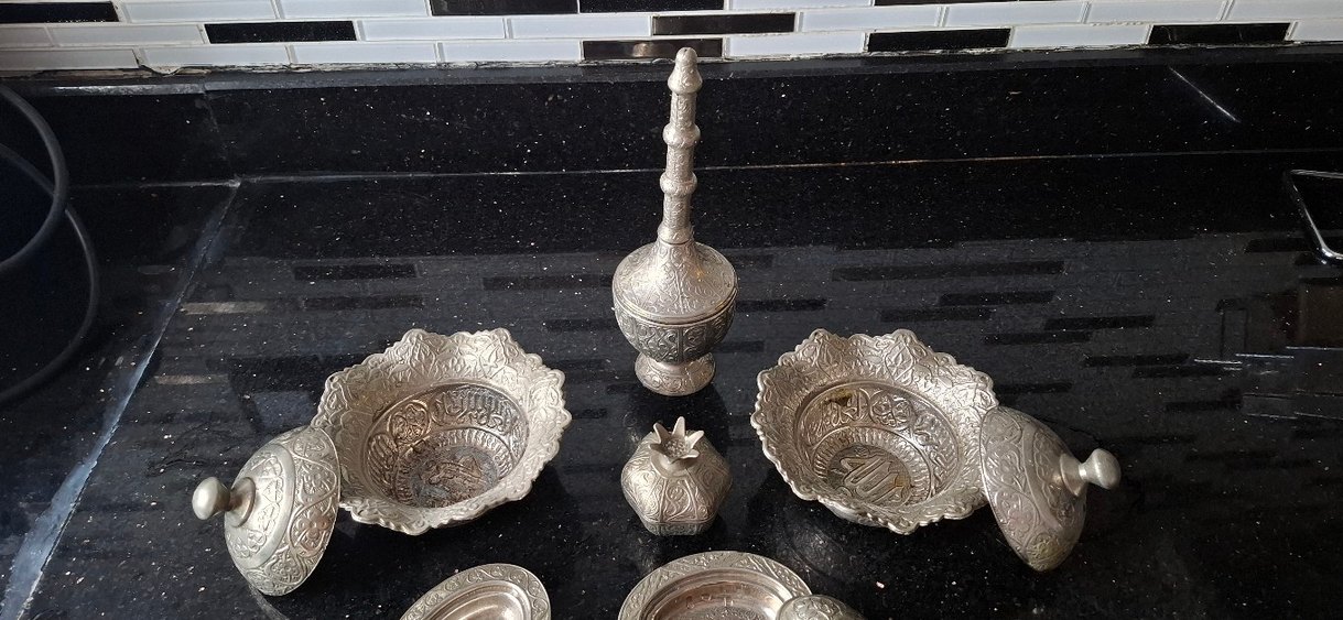 Etnik Desenli Gri Beyaz Sofra Takımı - Görsel 5