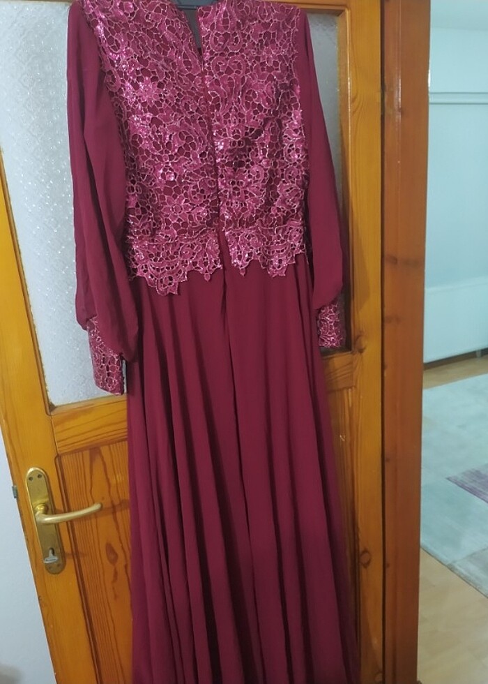 Kırmızı abiye  - Görsel 4