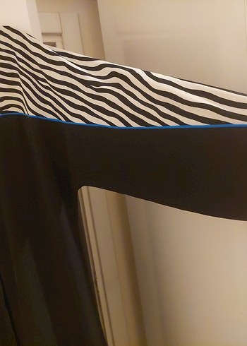 Drapeli Siyah Uzun Kollu Ceket - Görsel 3