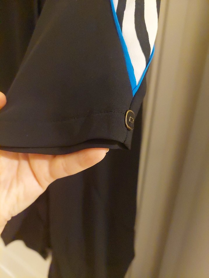 Drapeli Siyah Uzun Kollu Ceket - Görsel 4