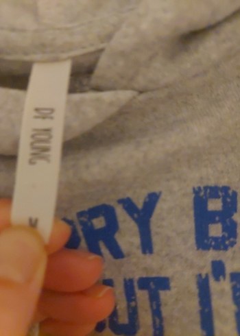 Gri Baskılı Zincir Detaylı Kadın Sweatshirt - Görsel 2