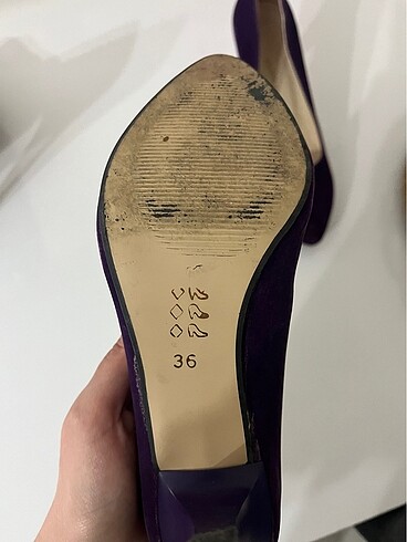 36 Beden Mor stiletto