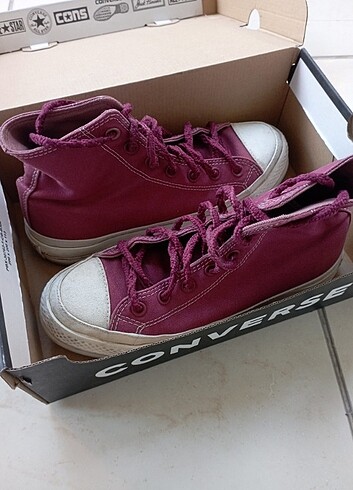 38 Beden bordo Renk Converse Ayakkabı 