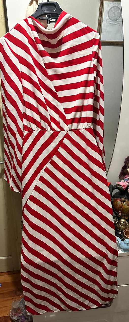 Kırmızı Çizgili Uzun Elbise - Görsel 4