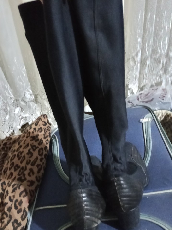 Romanelli marka siyah diz altı çizme
36 numara - Görsel 3