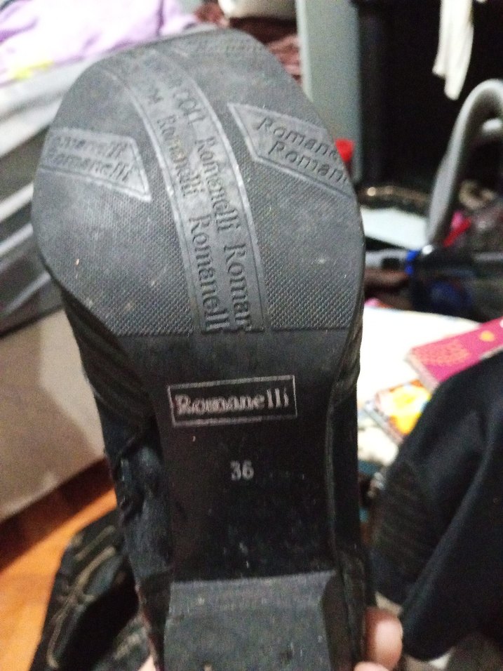 Romanelli marka siyah diz altı çizme
36 numara - Görsel 5