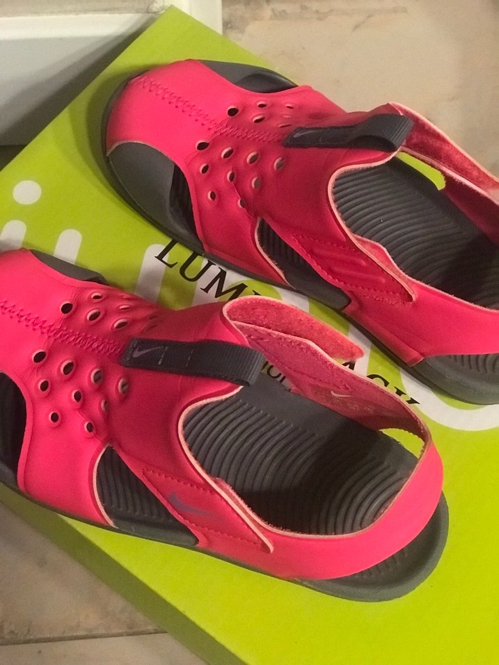 Kızlar için Pembe Renkli Cırt Cırtlı Terlik - Görsel 2