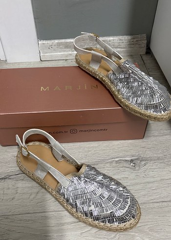 Bohem Gri Nakışlı ve Boncuklu Dolgu Topuklu Sandalet - Görsel 2