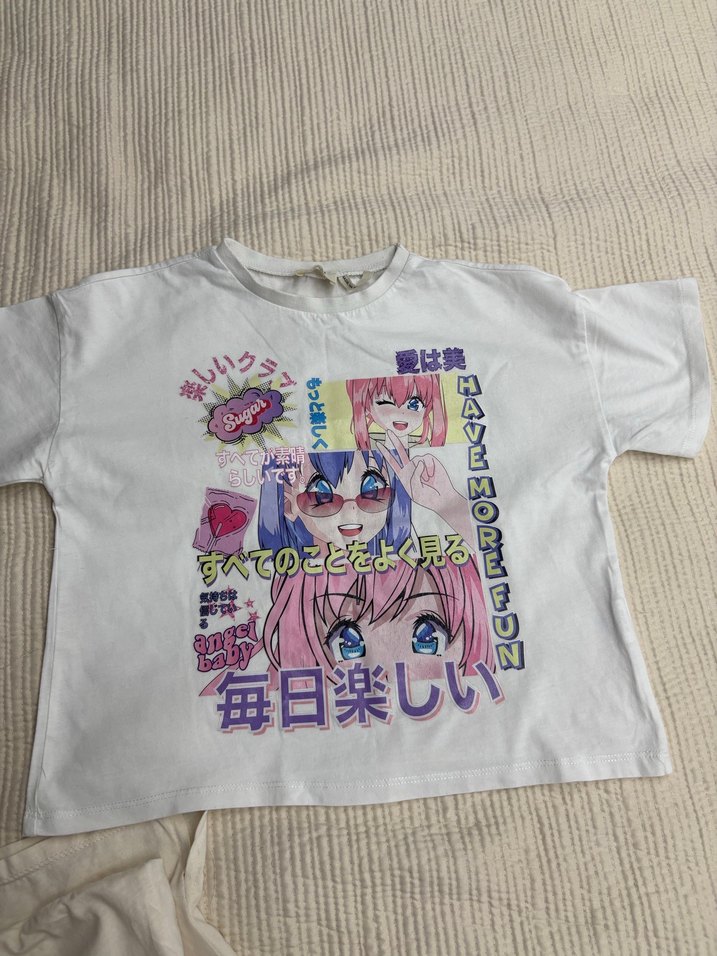 Baskılı, kısa kollu, bol kesim kız tişörtleri ve askılı bluz - Görsel 5