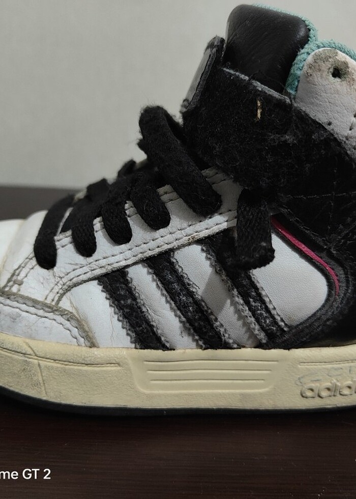 Adidas 28 umara - Görsel 3