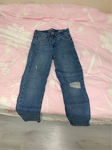 defacto yırtık mom jeans