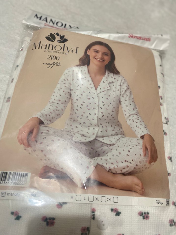 Beyaz Pamuklu Uzun Kollu  Pijama Takımı - Görsel 2