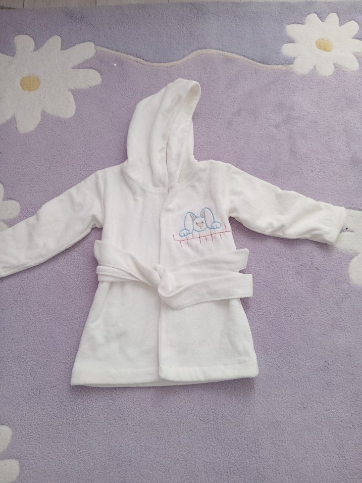 Kapüşonlu Beyaz Çocuk Bornozu - Görsel 2
