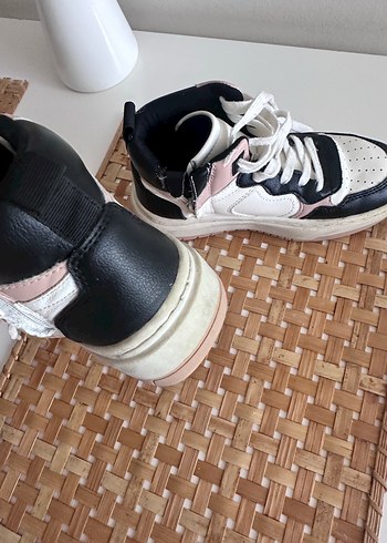 31 Beden Siyah zara Spor Ayakkabı
