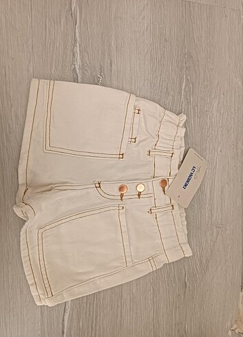 LC Waikiki Kız çocuğu şort