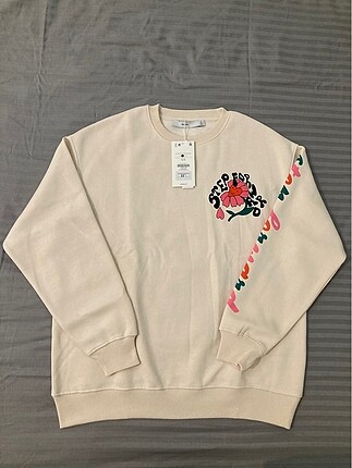 AYRILDI Bershka Sweatshirt