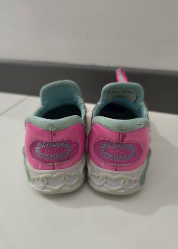 26 Beden Skechers ışıklı ayakkabı