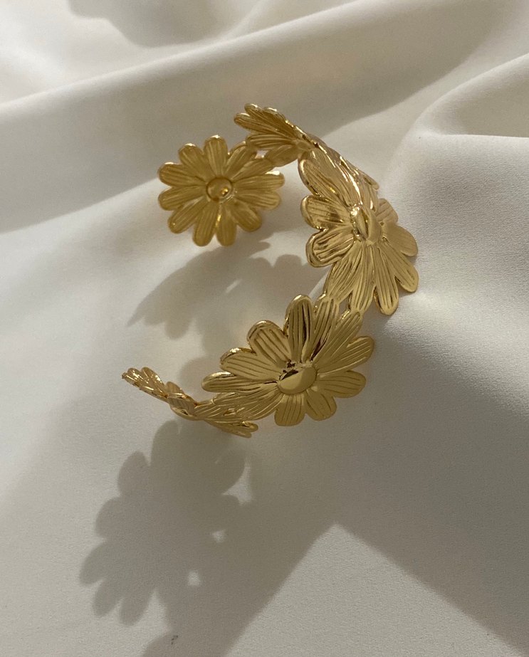 Parlak Altın Çiçek Desenli Bohem Bilezik - Görsel 5