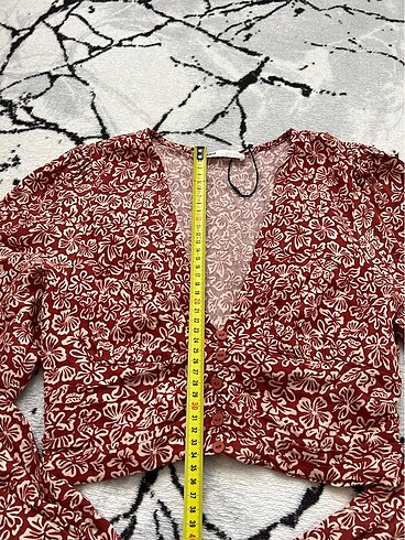 s Beden Pull bear bluz