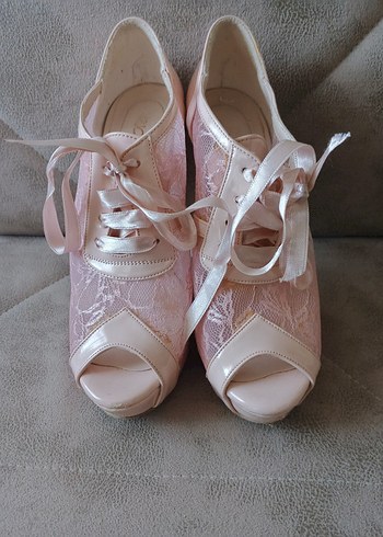 Dantel Detaylı Pembe Dolgu Topuklu Abiye Ayakkabı - Görsel 2