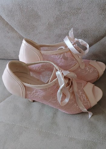 Dantel Detaylı Pembe Dolgu Topuklu Abiye Ayakkabı - Görsel 8