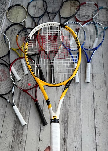 Yetişkin tenis raketi
