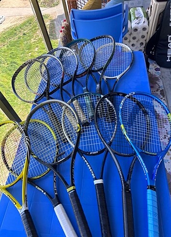 Yetişkin tenis raketi 