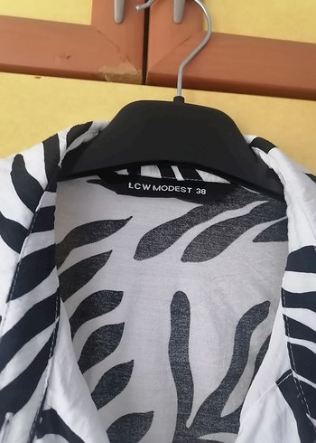 Desenli Uzun Kollu Salaş Kadın Gömlek - Görsel 2