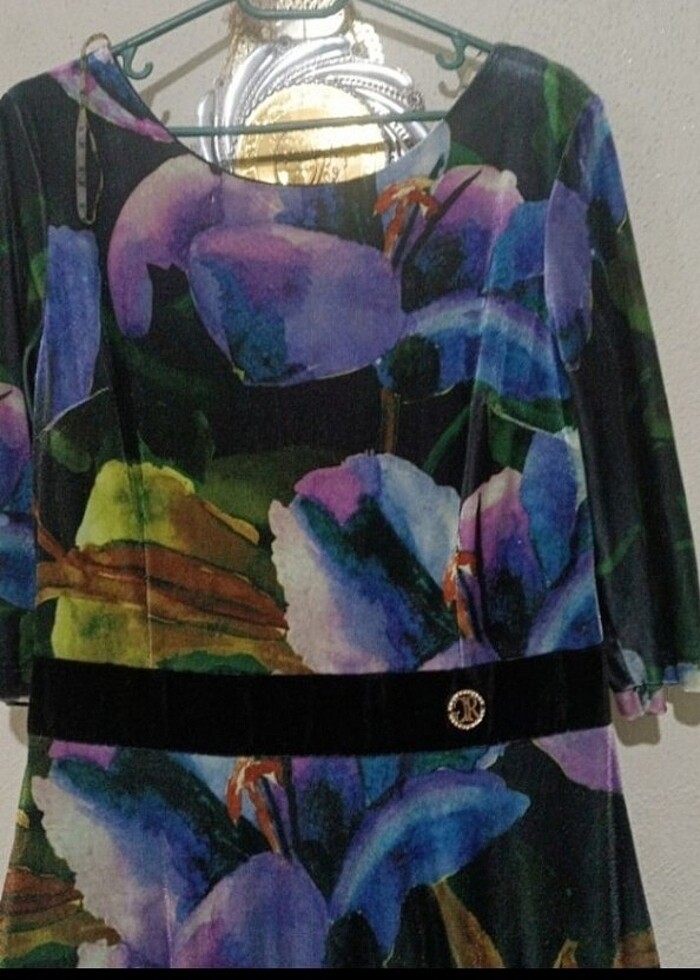 Sıfır kadife elbise  - Görsel 4