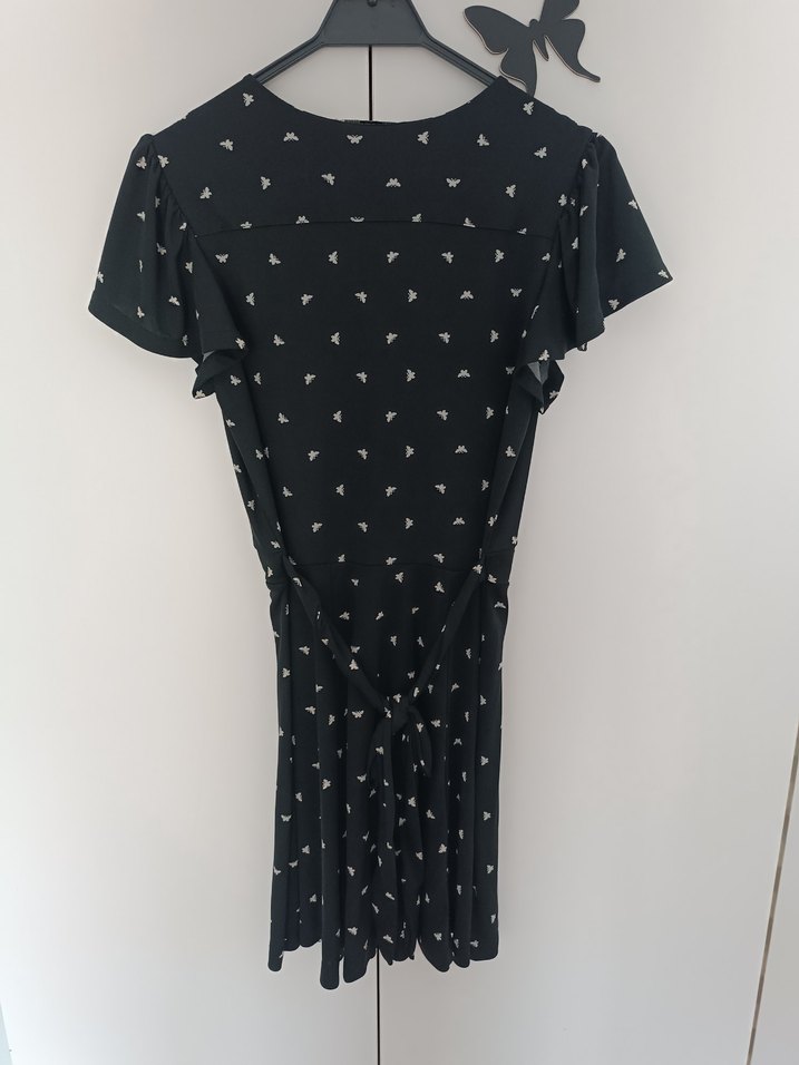 Siyah kelebek desenli elbise - Görsel 4